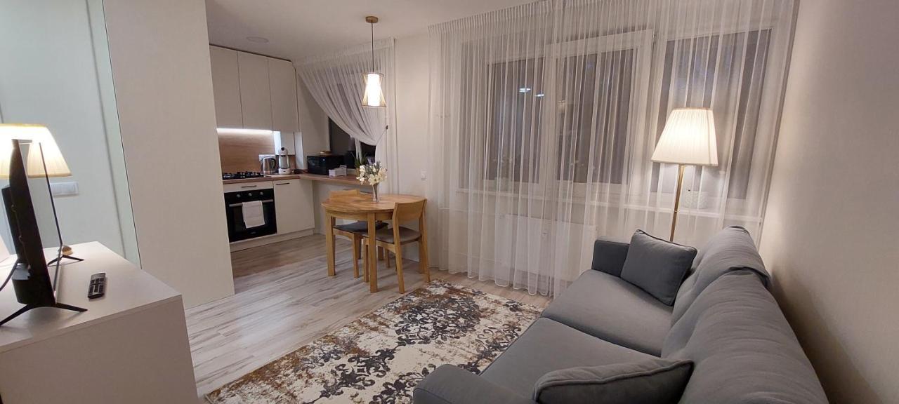 Diva Contactless Check In & Out Apartman Šiauliai Kültér fotó